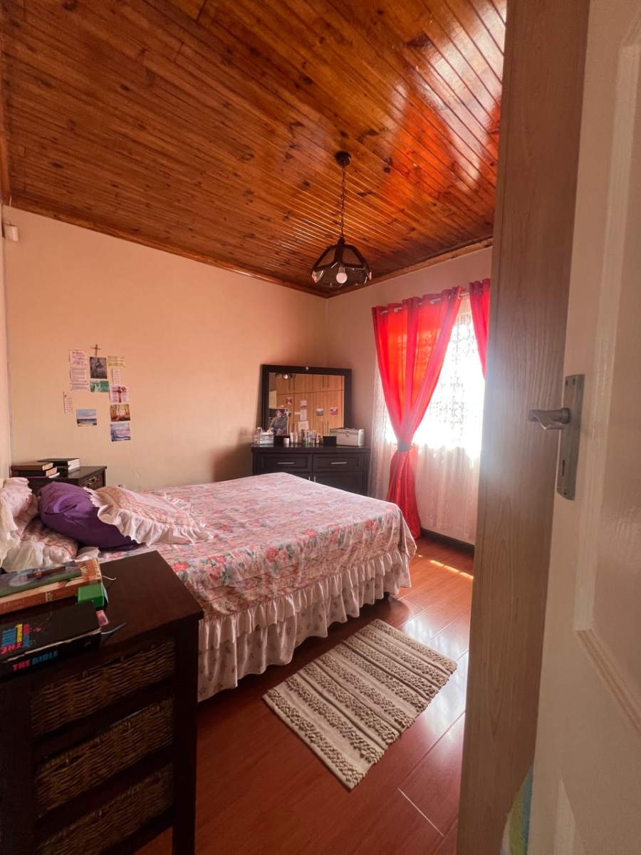 7 Bedroom Property for Sale in Heath Park Eastern Cape